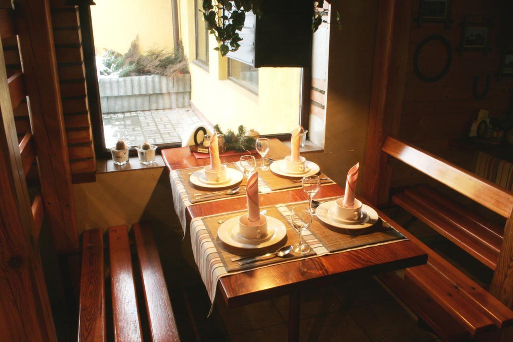 Hotel Kuznia Oberza Polska Łysomice Extérieur photo